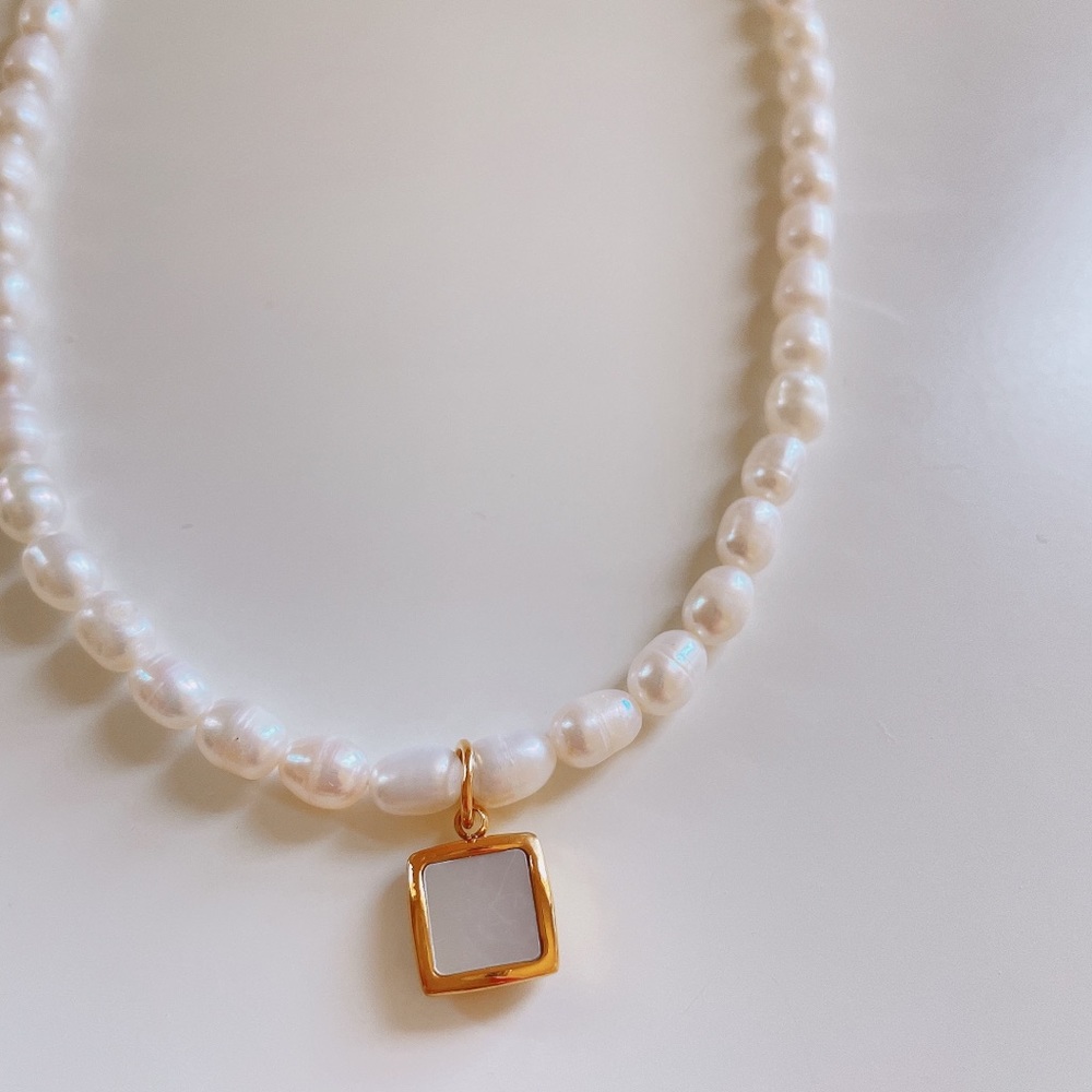 18K gold plated genuine rice pearl necklace - Picture 8 of 8